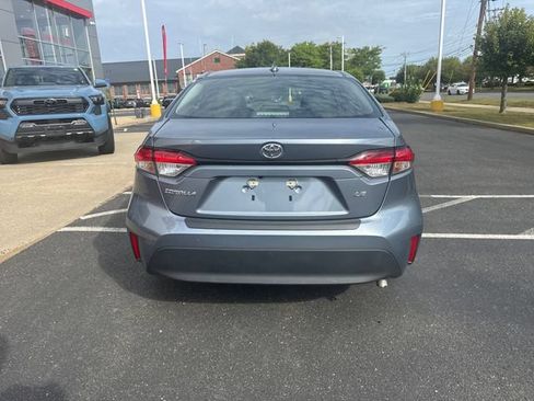 Used 2024 Toyota Corolla LE FWD image 4