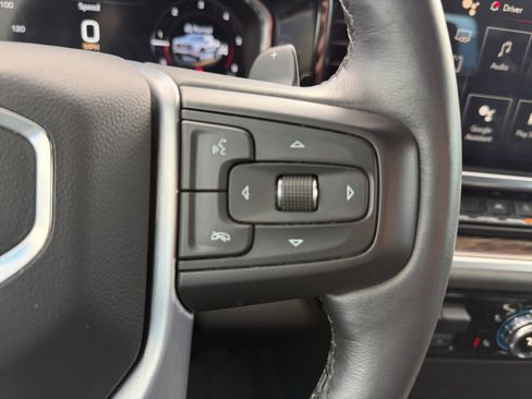 Used 2022 GMC Sierra 1500 Elevation AWD/4WD image 16