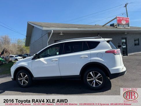 Used 2016 Toyota RAV4 XLE AWD/4WD image 11