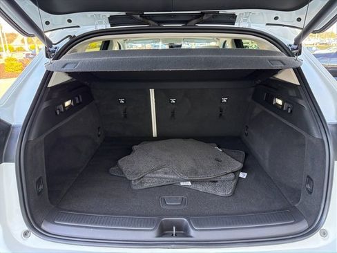 Used 2022 Buick Envision Avenir w/ Technology Package II image 12