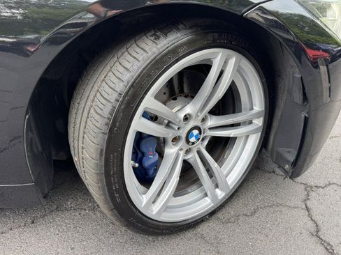 Used 2018 BMW M4 Convertible RWD image 45