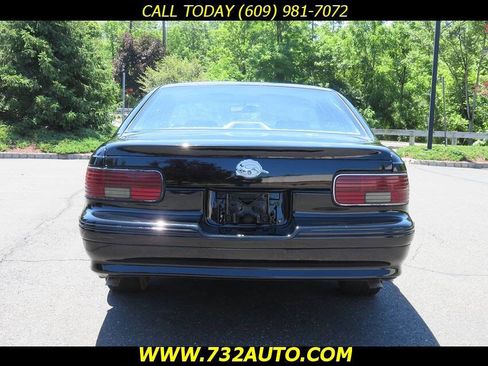 Used 1995 Chevrolet Impala SS RWD image 8