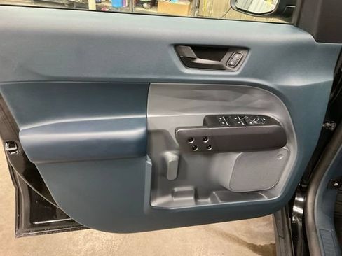 Used 2025 Ford Maverick XLT w/ XLT Luxury Package AWD/4WD image 5