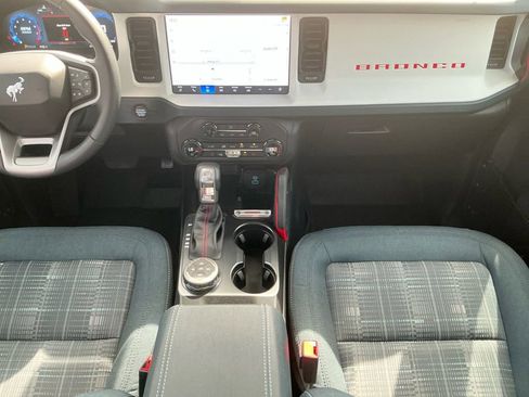 Used 2025 Ford Bronco Heritage Edition image 20