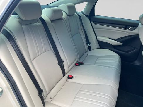 Used 2019 Honda Accord EX-L image 18