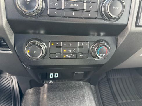 Used 2019 Ford F250 XL w/ XL Value Package image 31