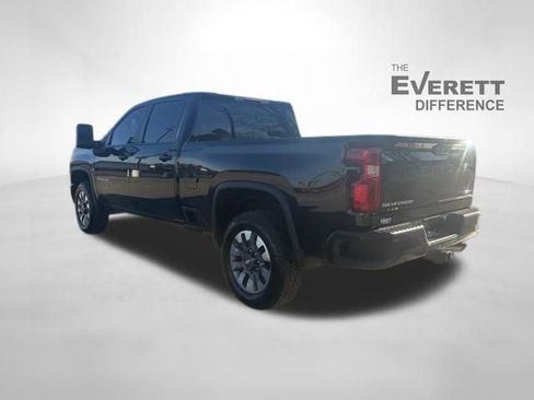 Used 2025 Chevrolet Silverado 2500 Custom w/ Custom Convenience Package image 5