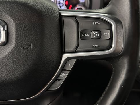 Used 2019 RAM 1500 Big Horn AWD/4WD image 18