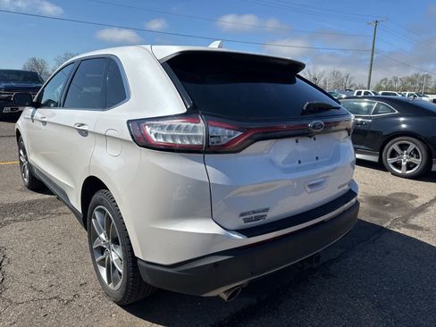 Used 2016 Ford Edge Titanium w/ Equipment Group 301A image 24