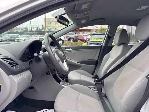 Used 2013 Hyundai Accent GLS image 26