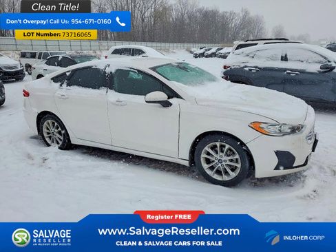 Used 2019 Ford Fusion SE image 5