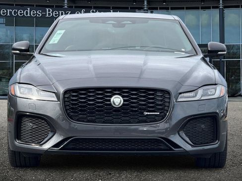 Used 2024 Jaguar XF R-Dynamic SE image 9