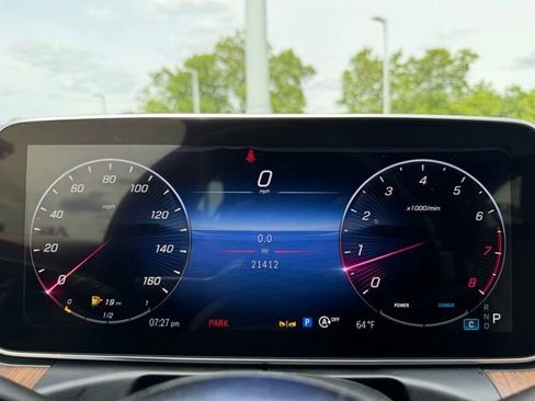 Used 2023 Mercedes-Benz C 300 4MATIC Sedan image 15