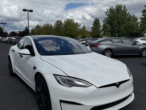Used 2022 Tesla Model S Plaid AWD/4WD image 8