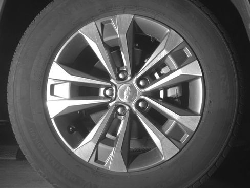 Used 2025 Chevrolet Equinox LT image 13