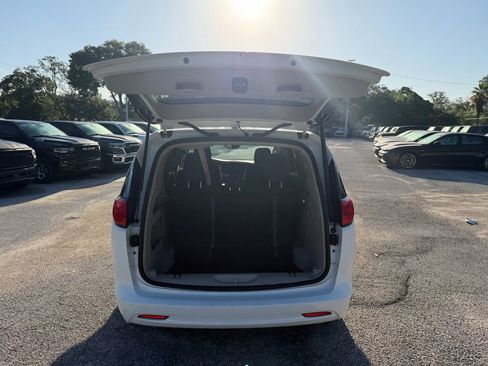 Certified 2023 Chrysler Voyager LX FWD image 35