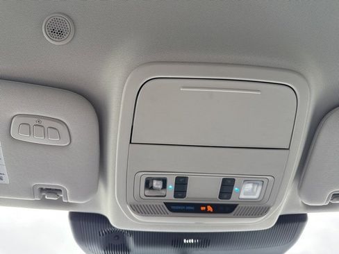 New 2025 Ford Explorer Active w/ Active Comfort Package image 42