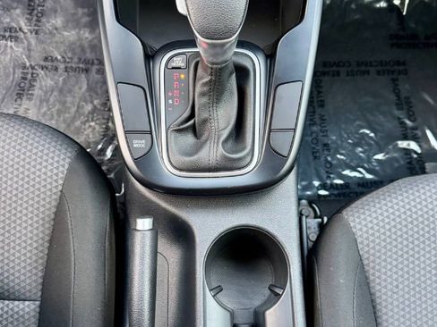 Used 2020 Kia Soul LX FWD image 17