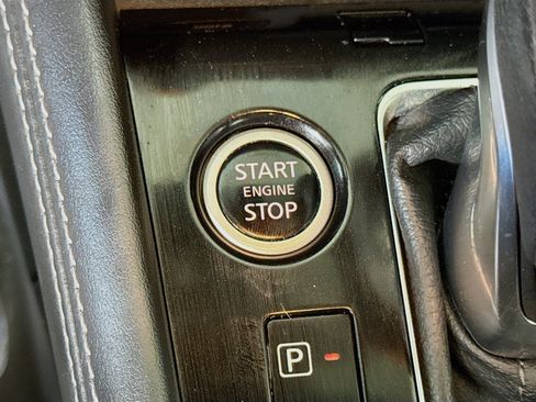 Used 2021 Nissan Kicks SV image 21