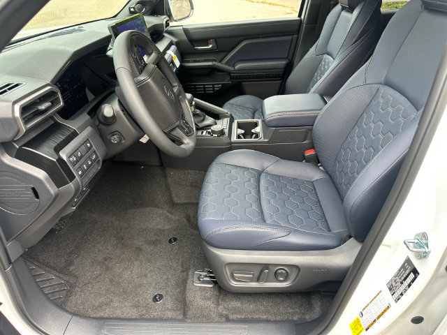 New 2026 Toyota 4Runner Platinum AWD/4WD image 26