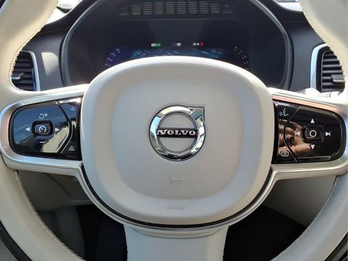 Used 2024 Volvo XC90 B6 Plus w/ Protection Package Premier AWD/4WD image 13