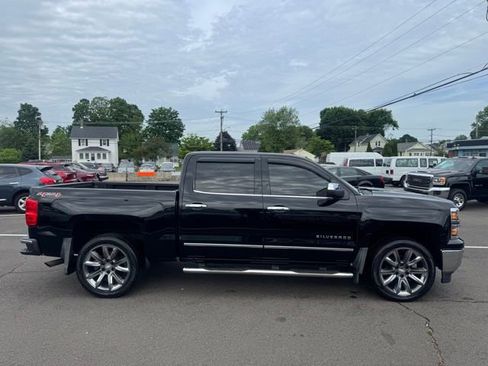 Used 2015 Chevrolet Silverado 1500 LTZ AWD/4WD image 4