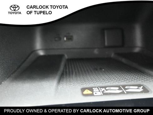 Used 2024 Chevrolet Traverse RS image 15