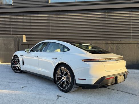 Certified 2025 Porsche Taycan 4S image 8