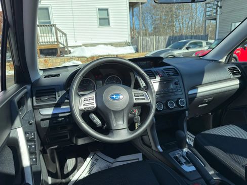 Used 2015 Subaru Forester 2.5i Premium w/ All-Weather Package image 32
