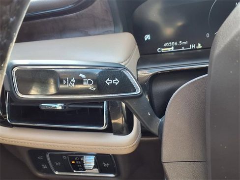 Certified 2022 Lincoln Nautilus Reserve w/ Monochromatic Package image 13