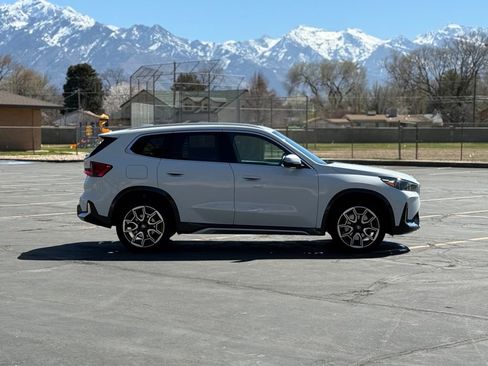 Used 2023 BMW X1 xDrive28i w/ Convenience Package image 4