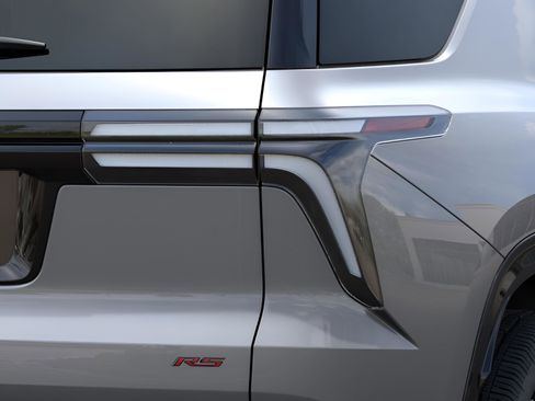 New 2026 Chevrolet Traverse RS image 9