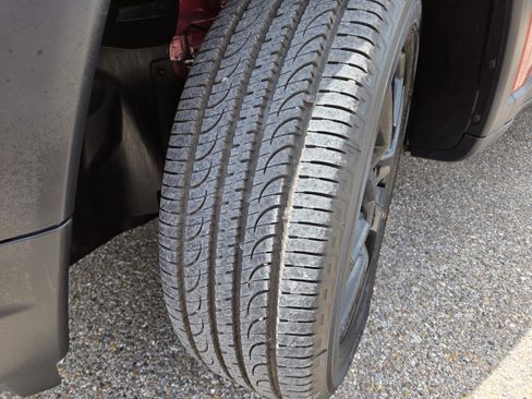 New 2026 Jeep Compass Latitude image 10