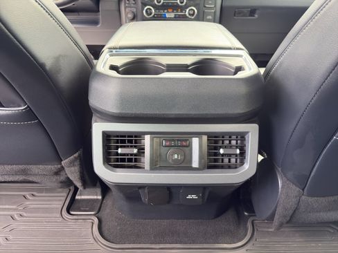 Used 2024 Ford F350 Lariat w/ Lariat Ultimate Package AWD/4WD image 24