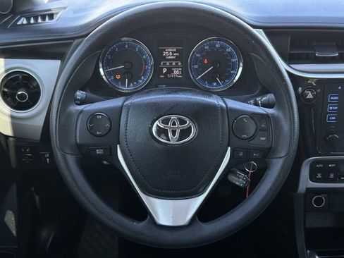 Used 2019 Toyota Corolla LE image 13