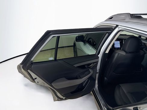 Used 2020 Subaru Outback Onyx Edition XT image 19