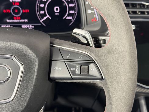 Used 2023 Audi RS Q8 w/ Black Optic Package image 33