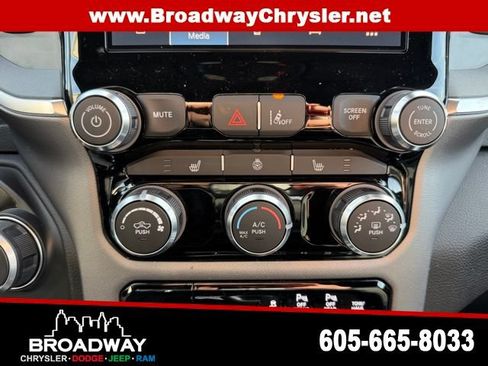 New 2026 RAM 1500 Big Horn AWD/4WD image 19