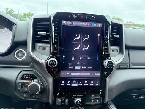 New 2026 RAM 1500 Big Horn AWD/4WD image 24