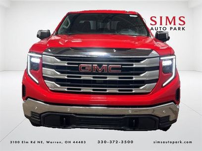 New 2025 GMC Sierra 1500 SLE w/ Preferred Package