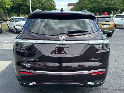 Used 2024 Buick Enclave Avenir w/ Avenir Technology Package FWD image 4