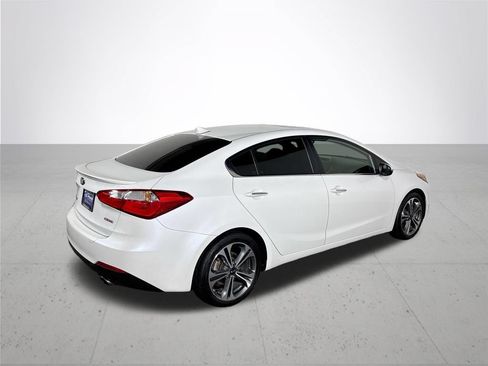 Used 2015 Kia Forte EX w/ Premium Package FWD image 6