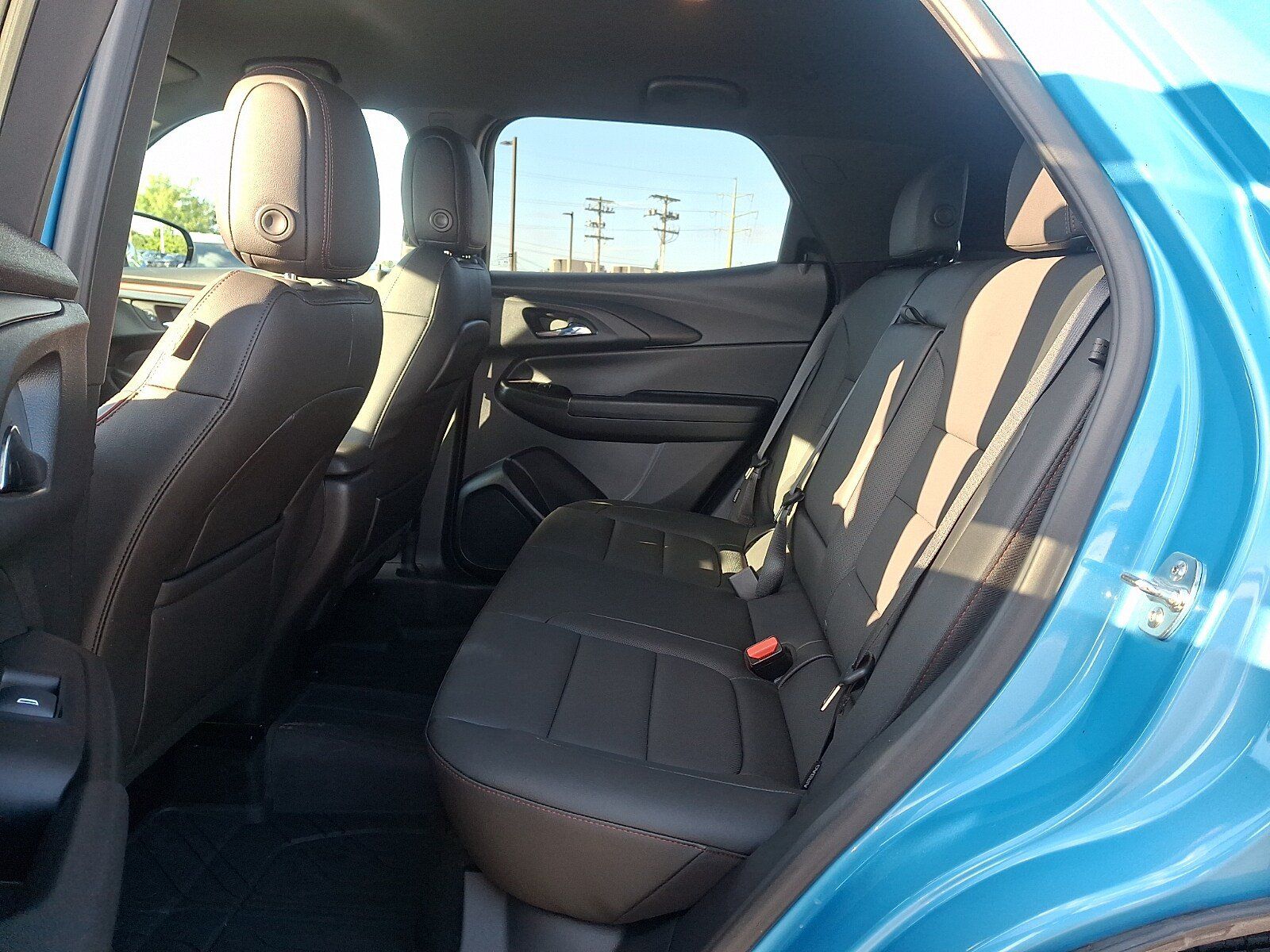 Used 2025 Chevrolet TrailBlazer RS AWD/4WD image 10