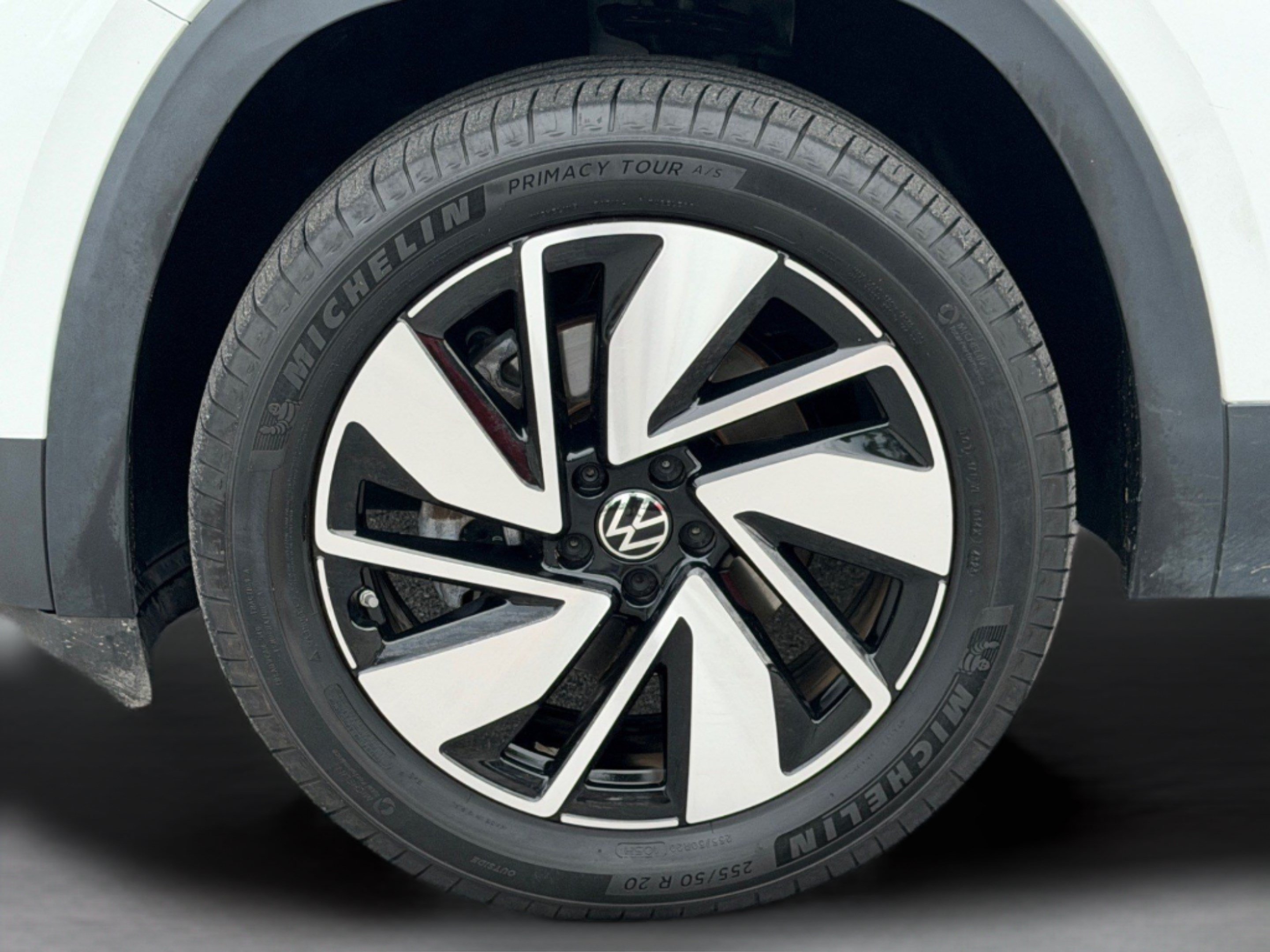 Used 2024 Volkswagen Atlas SE FWD image 43