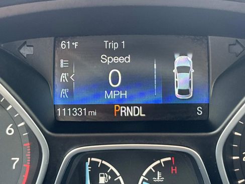 Used 2015 Ford Focus SE FWD image 34