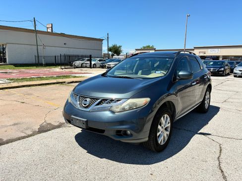 Used 2011 Nissan Murano SL FWD image 1