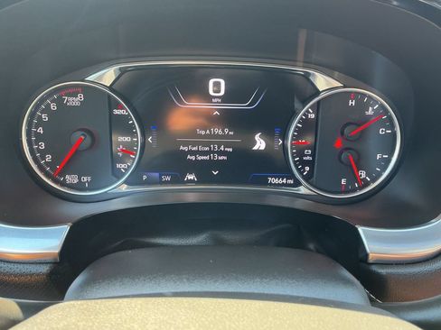 Used 2022 Chevrolet Traverse Premier w/ Redline Edition AWD/4WD image 26