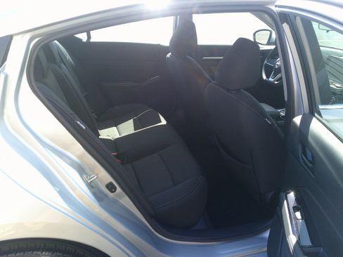 Used 2023 Nissan Altima 2.5 SV AWD/4WD image 24