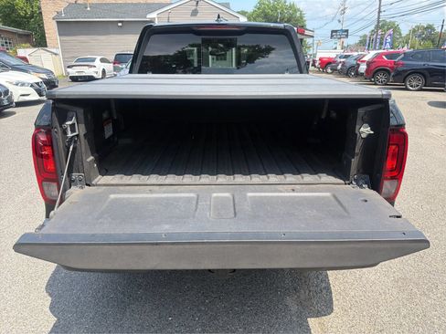 Used 2017 Honda Ridgeline Black Edition image 11