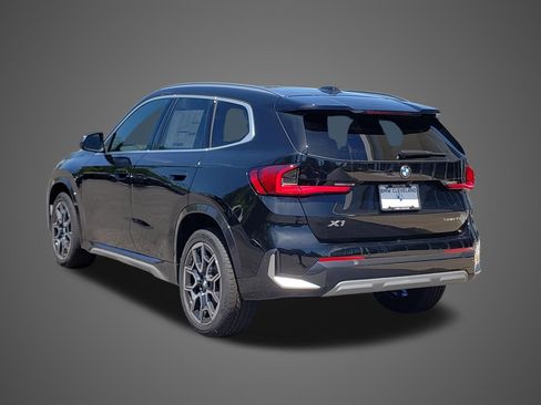 New 2026 BMW X1 xDrive28i w/ Technology Package AWD/4WD image 8